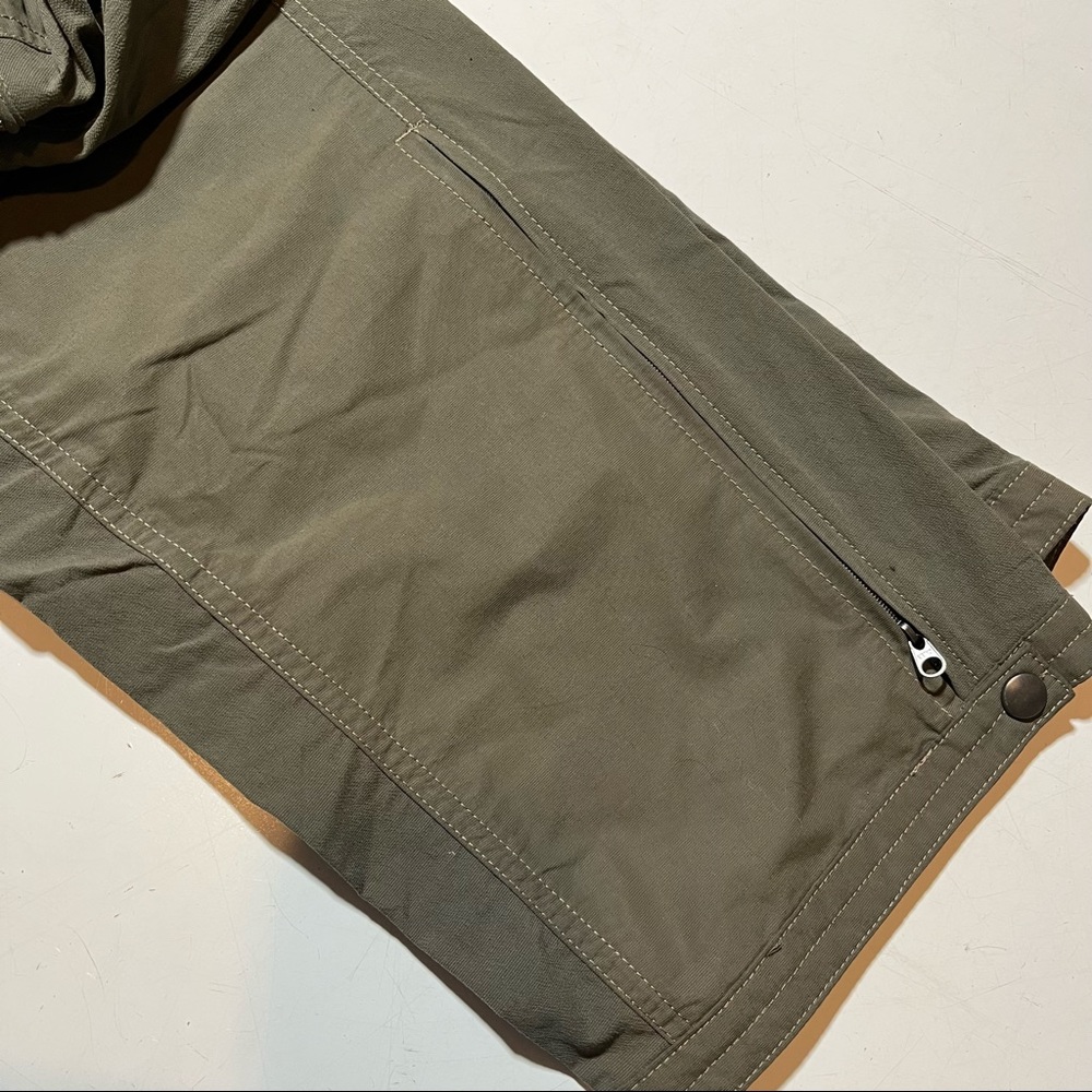 Kuhl Women’s 6 Short Army Green Convertible Pants - Picture 4 of 6